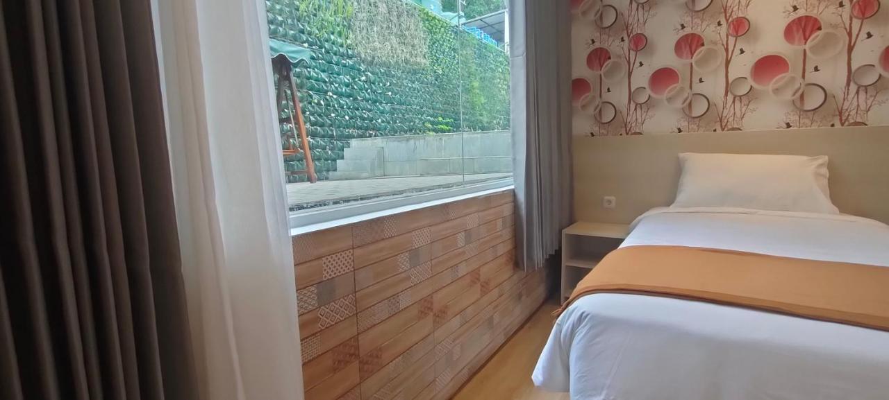 Hotel Lereng Bromo 파수루안 외부 사진
